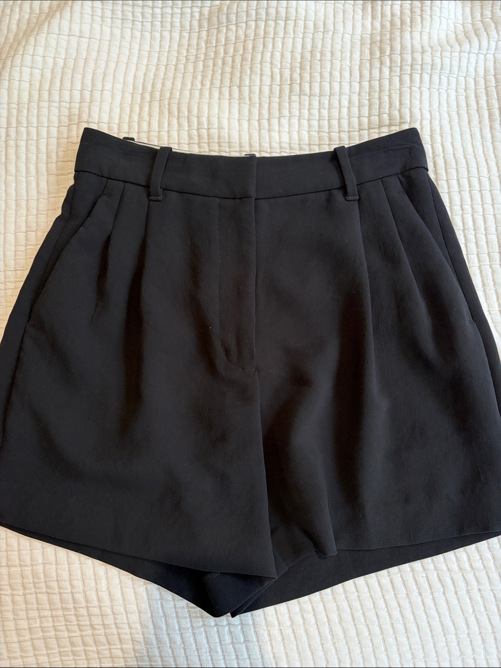 Aritzia Black Effortless Shorts